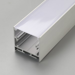 Frostad och genomskinlig täckning av U-form och V-form LED-aluminiumprofil i 6063